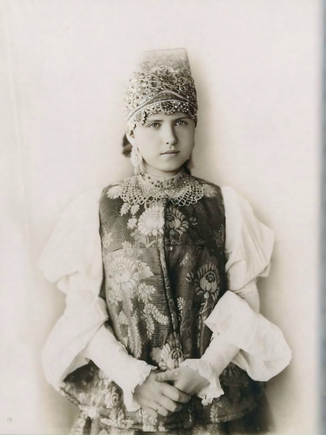 Почему русские не улыбаются? Известный лингвист р…